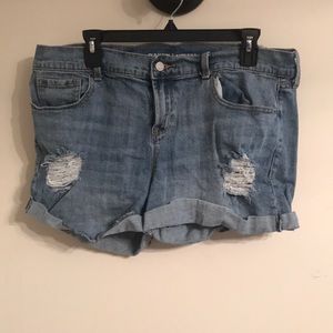 Distressed old navy jean shorts size 14